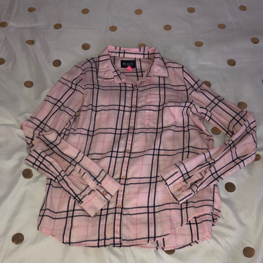 Pink and dark blue long sleeves shirt